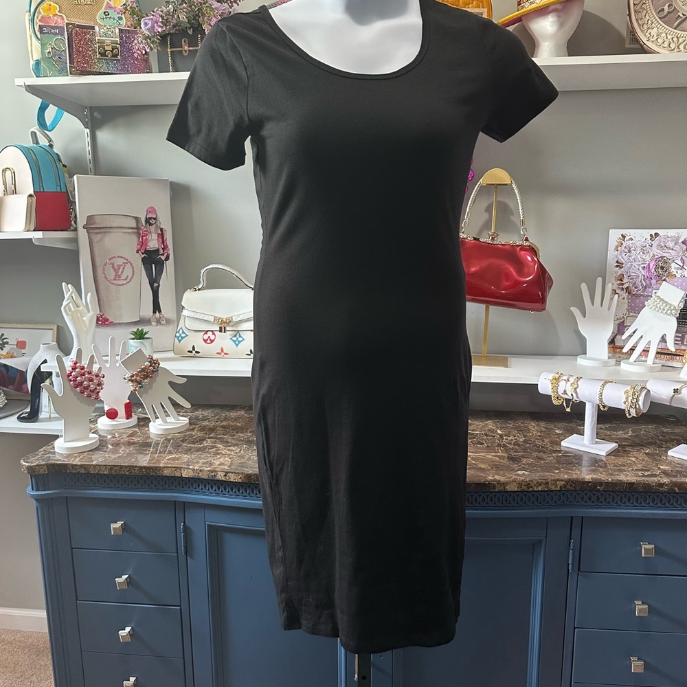 Zenana Outfitters Black Sheath Midi Dress Scoop Neck